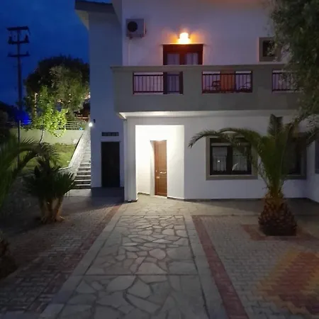 Giola Aparments And Studios 2 Astris Exterior photo