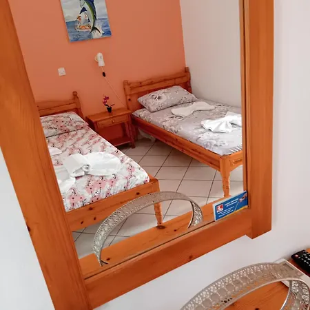 Giola Aparments And Studios 2 Astris Room photo