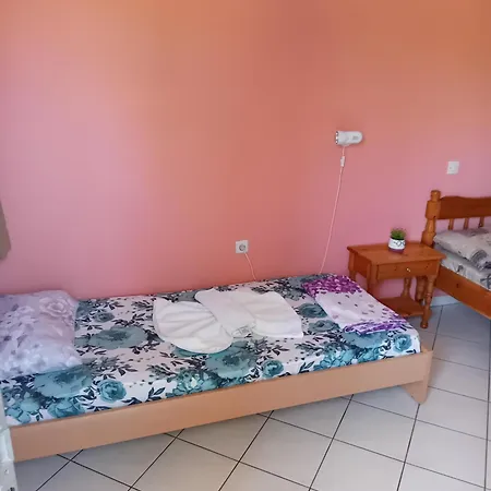 Giola Aparments And Studios 2 Astris Room photo