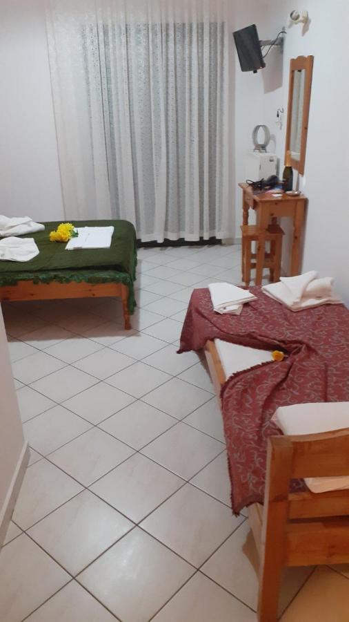 Giola Aparments And 2 *