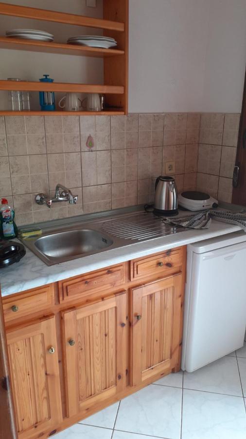 Giola Aparments And 2 Apartment Astris