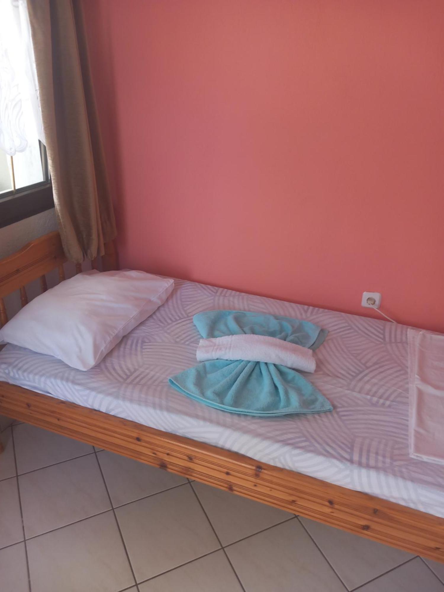 Giola Aparments And 2 Astris