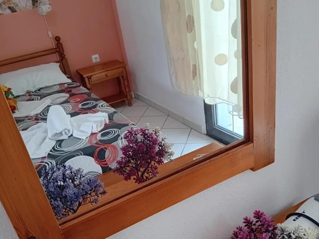 Giola Aparments And 2 Apartment *