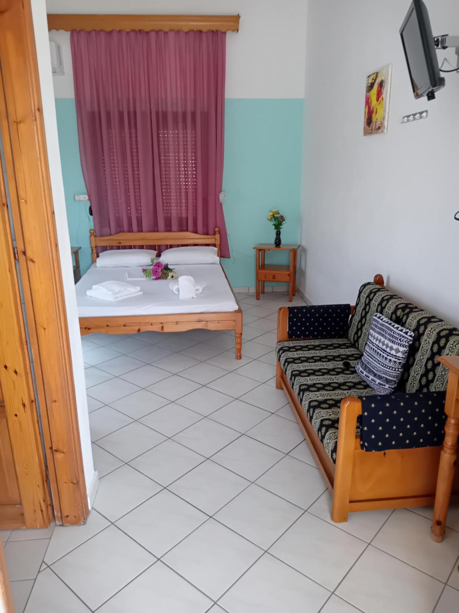 Giola Aparments And 2 Appartement *